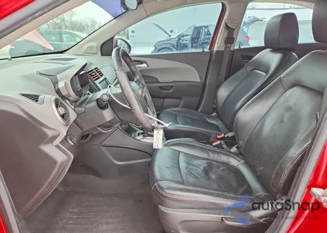 2013 Chevrolet Sonic Ltz z USA, uszkodzony, nr VIN 1G1JE5SH6D4177701